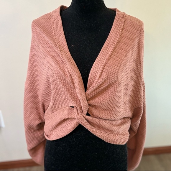 We The Free Crop “Fall for You” Sweater Free People Reversible Cactus Tint - Picture 3 of 13